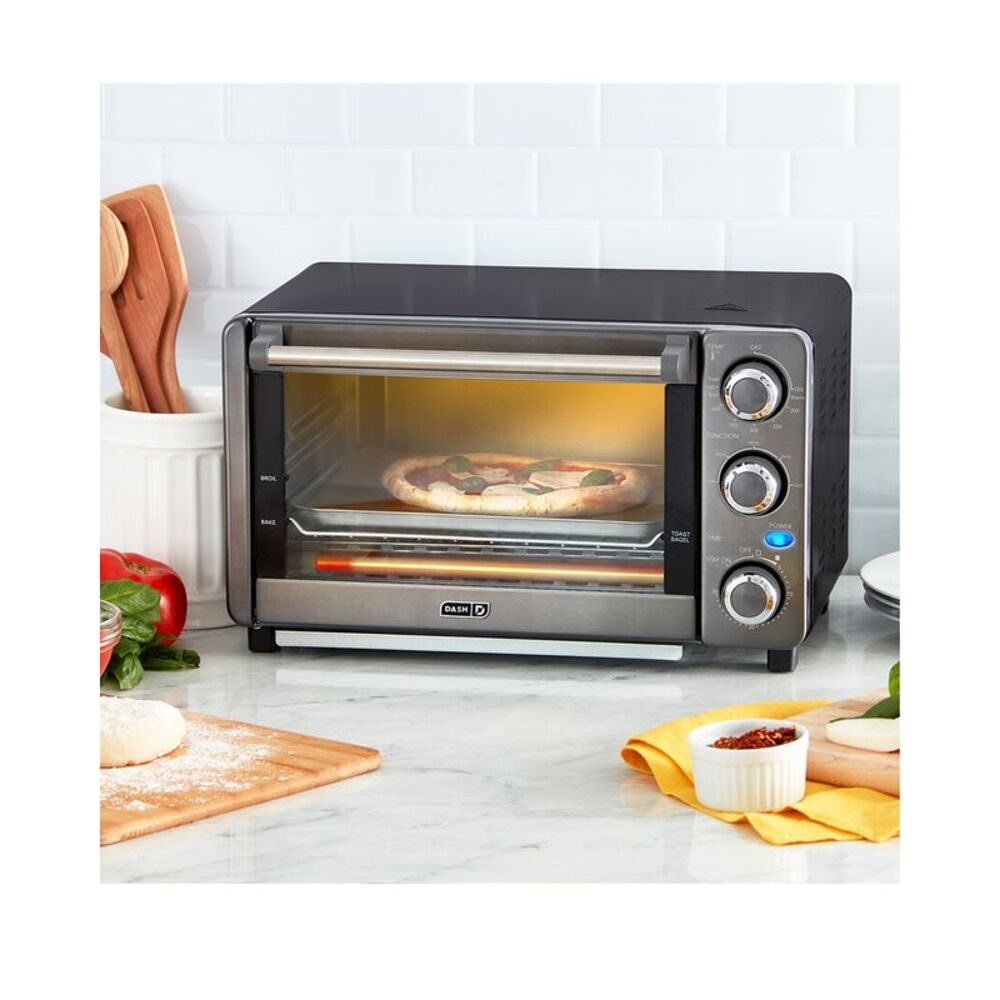 Dash Express Toaster Oven - Picture 2 of 7